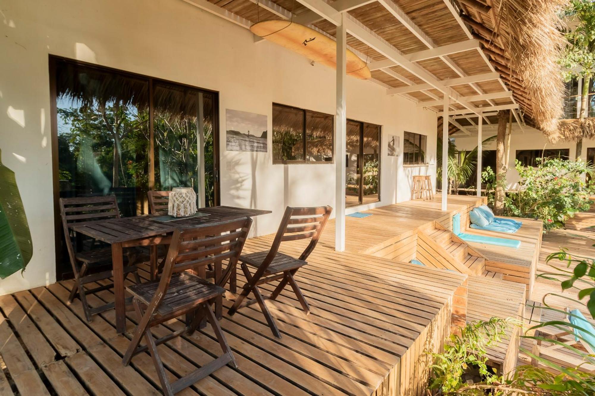La Sana Surf Hotel, New Management, Few Mn Drive To The Beach Playa Santa Teresa  Экстерьер фото