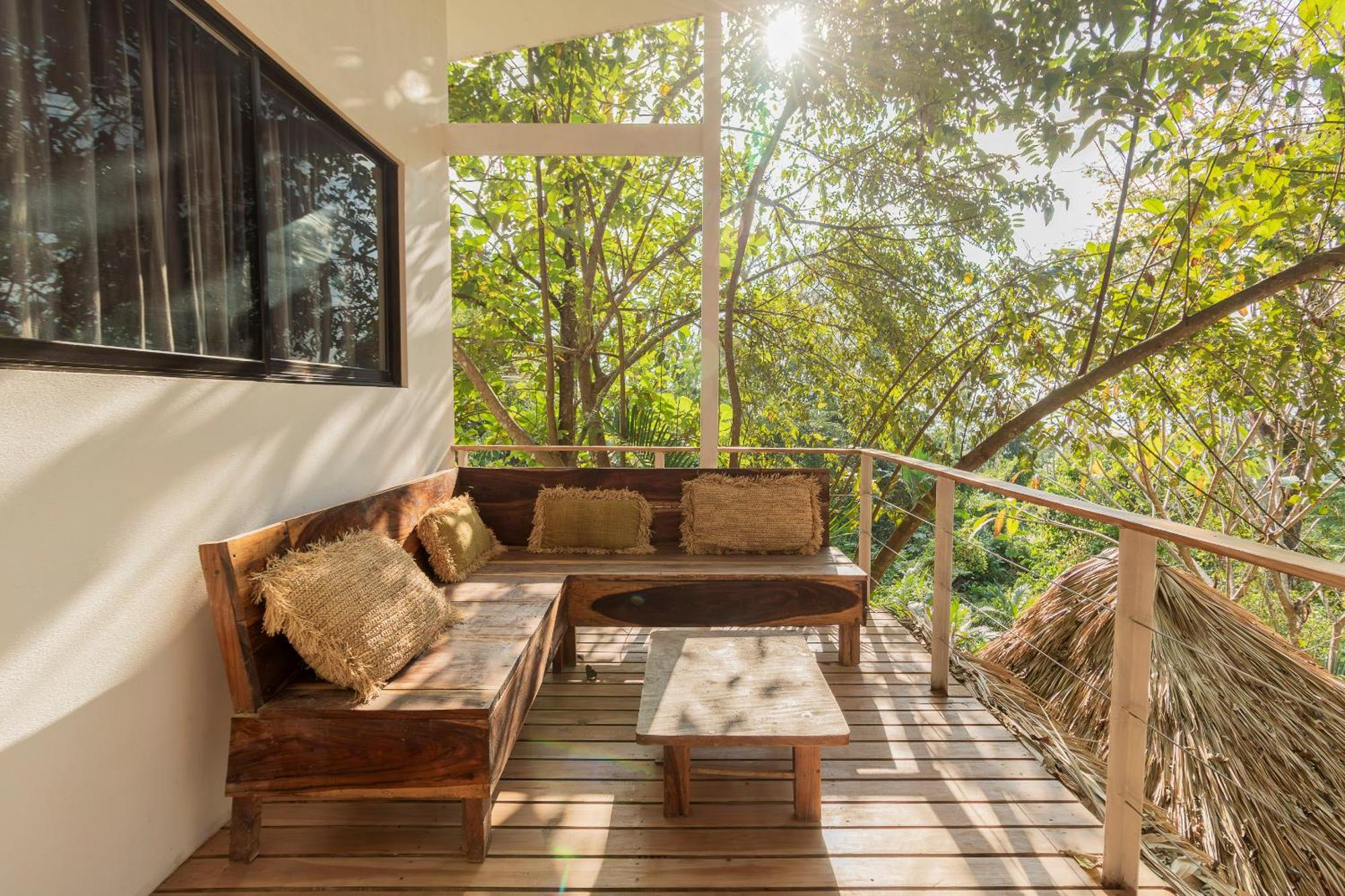 La Sana Surf Hotel, New Management, Few Mn Drive To The Beach Playa Santa Teresa  Экстерьер фото